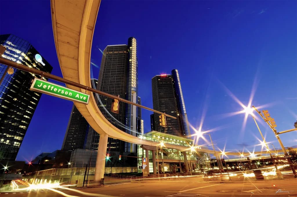 Dog-Friendly Hotels in Detroit: Fees and Policies