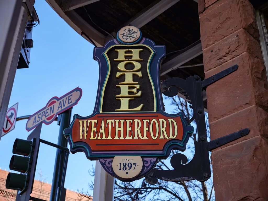 Dog-Friendly Hotels Flagstaff: Pick the Right Stay