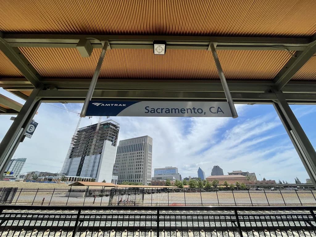 Dog-Friendly Hotels in Sacramento: Fees & Pet Rules