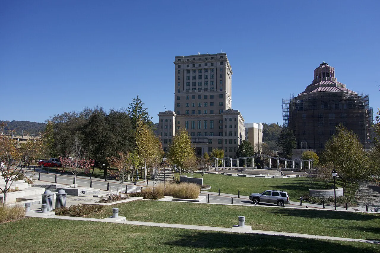 Downtown Asheville - Government buildings