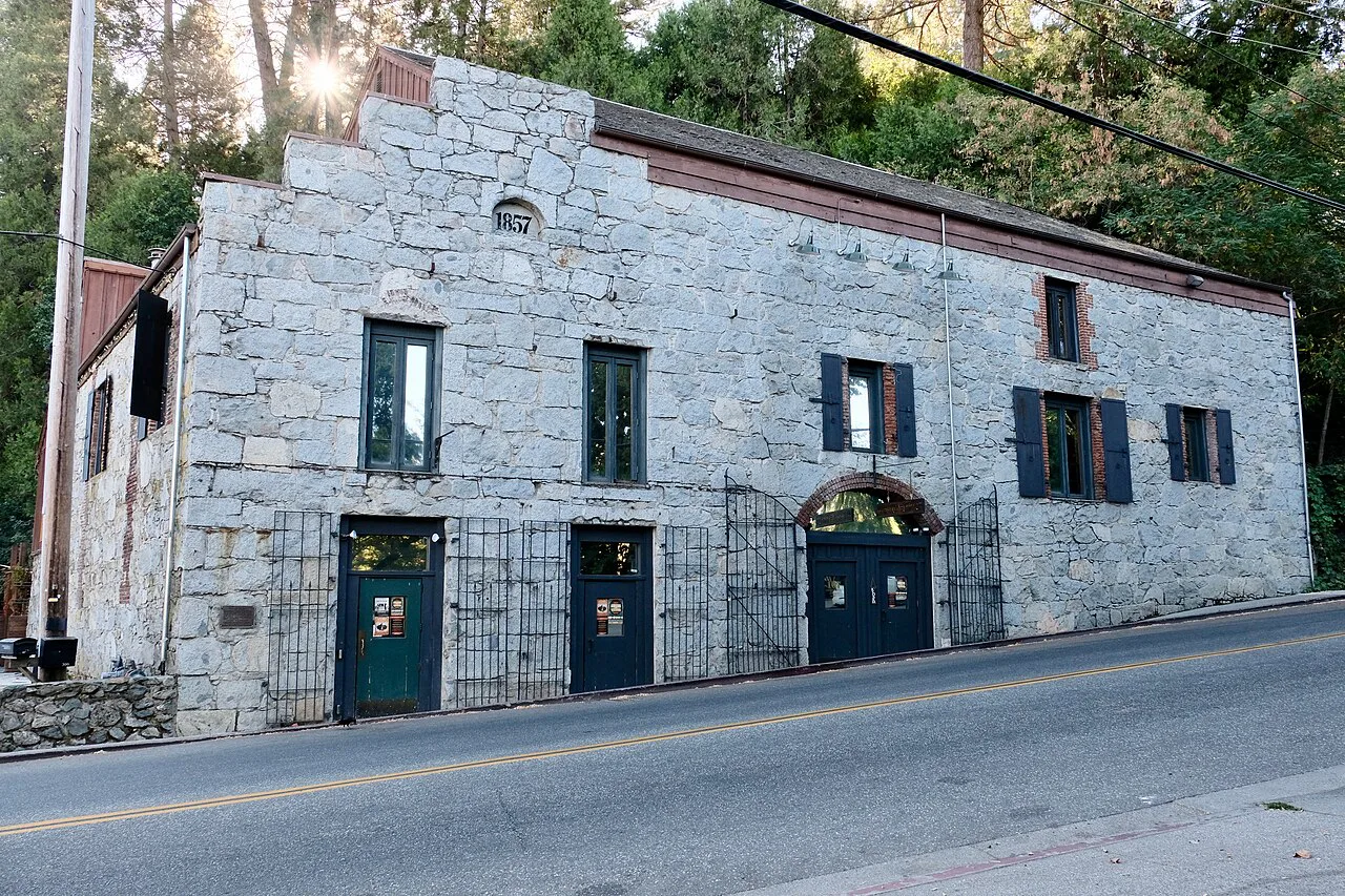 Nevada Brewery Building, Sacramento