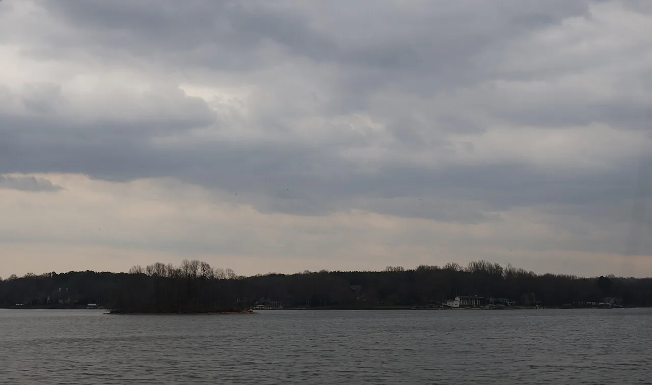 Lake Norman seen from Cornelius Rd, Charlotte