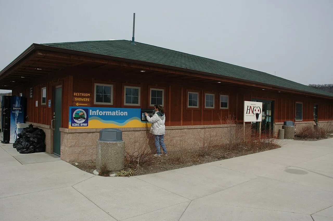 Historic Bluff Country Scenic Byway - Houston Nature Center - NARA