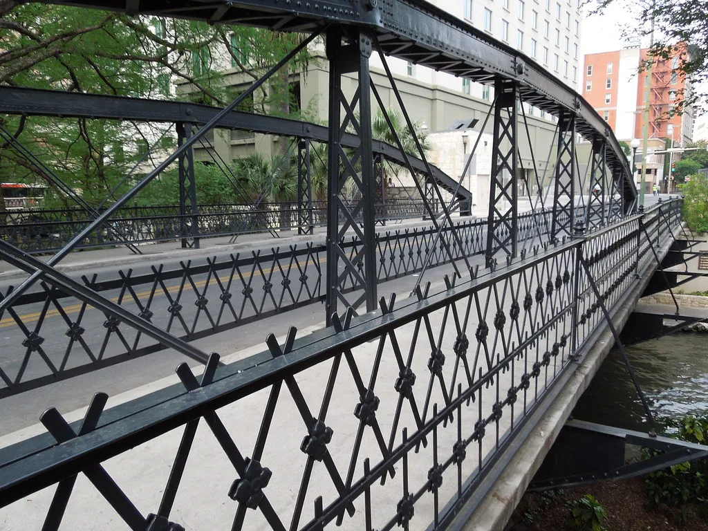 San Antonio - Riverwalk - Cool Bridge