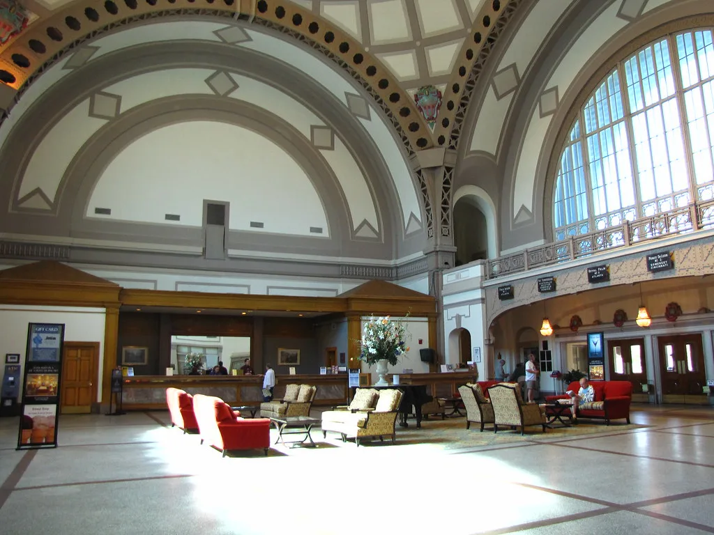 Lobby of Chattanooga Choo Choo hotel
