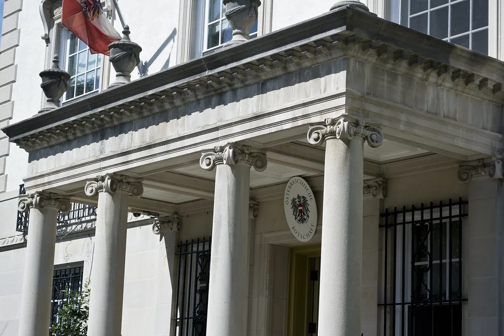 detail - Wyoming Avenue NW - Austrian ambassadorial residence - Washington DC, Milwaukee