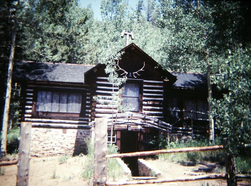Bear Trap Ranch: Pooh Bear Cabin, Colorado Springs